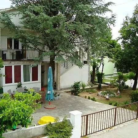 In With Balcony, Air Conditioning, Wifi, Dishwasher 3320-1
