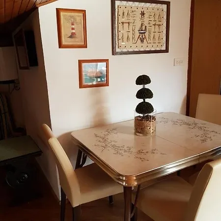 In With Balcony, Air Conditioning, Wifi, Dishwasher 3320-1